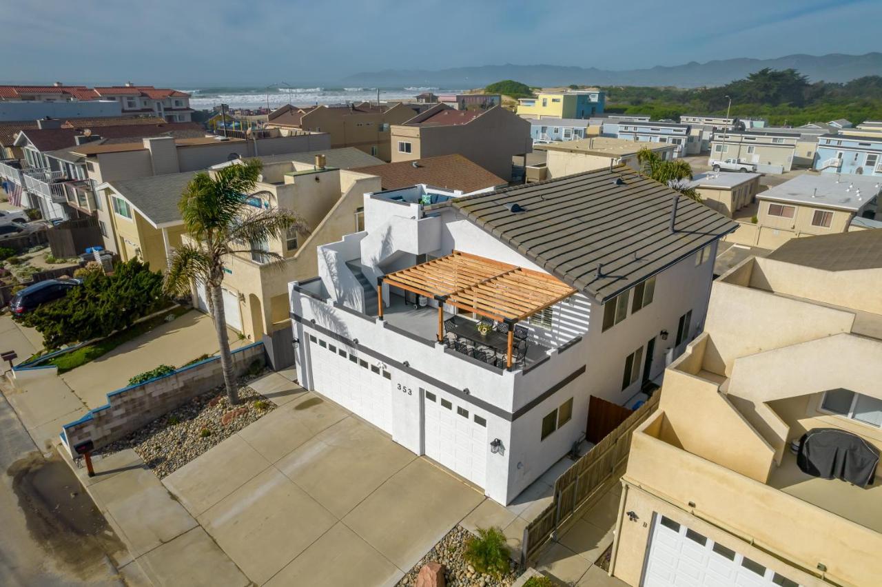 Steps To #Pismobeach With Poker, Foosball, Free Ev Charger, And Bikes 奥希阿诺 外观 照片