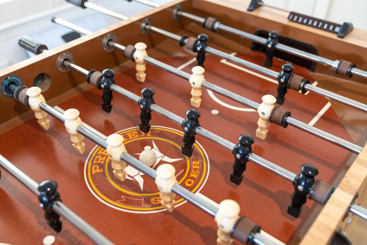 Steps To #Pismobeach With Poker, Foosball, Free Ev Charger, And Bikes 奥希阿诺 外观 照片